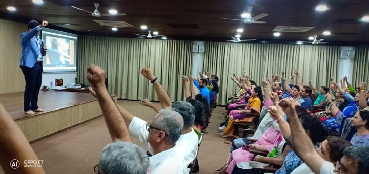 Dr. Aalap Shah & team Mission Health had wonderful interactive workshop today evening on Prevention of Neck Pain, Back Pain, Slipped Disc, Sciatica & other Lifestyle related Spine issues @ Astral Foundation for more than 150 citizens of Ahmedabad.

#MissionHealth #SpineClinic #MoreThan500000PeopleEducated #Morethan30000SpinePatientsTreated
#AbilityClinic #RehabSuites #MovementIsLife

Ergonomics Helpline : +917600029090
www.missionhealth.co.in